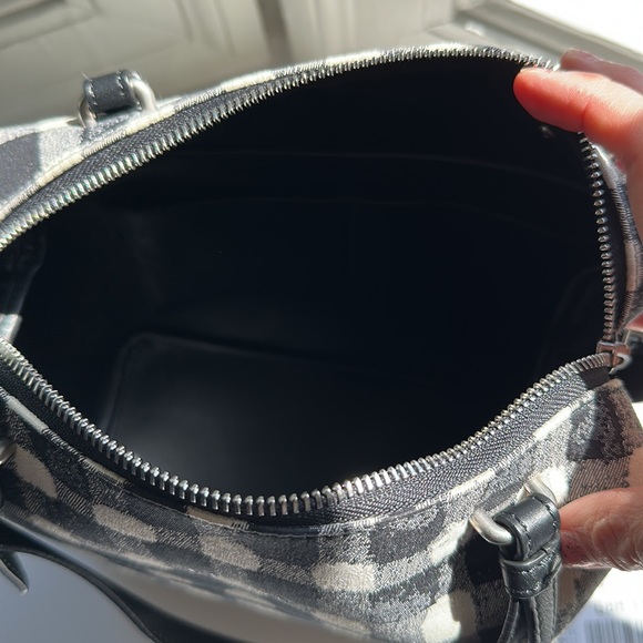 CELINE Canvas Calfskin Small Soft Cube Satchel in Vichy - Picture 4 of 5